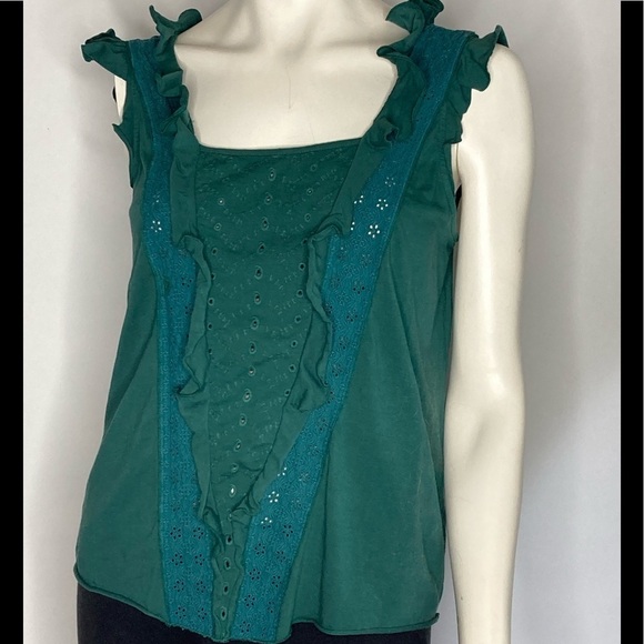 Hinge Embroidered and Ruffle Detail Tank Sz M - Picture 2 of 6